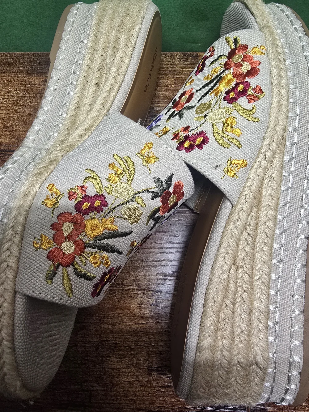 Floral Embroidered Espadrille Platform Sandal - White Canvas